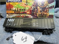 HO READY TO GO - NORFOLK & WESTERN RAIL BOXCAR