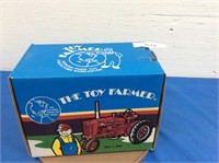 Ertl The Toy Farmer Farmall Super MTA, NF, 1/16