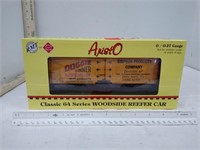 RMT By Aristo Classic 64 Series Woodside Reefer