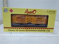 RMT By Aristo Classic 64 Series Woodside Reefer