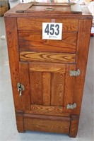 Vintage Icebox (BUYER RESPONSIBLE FOR