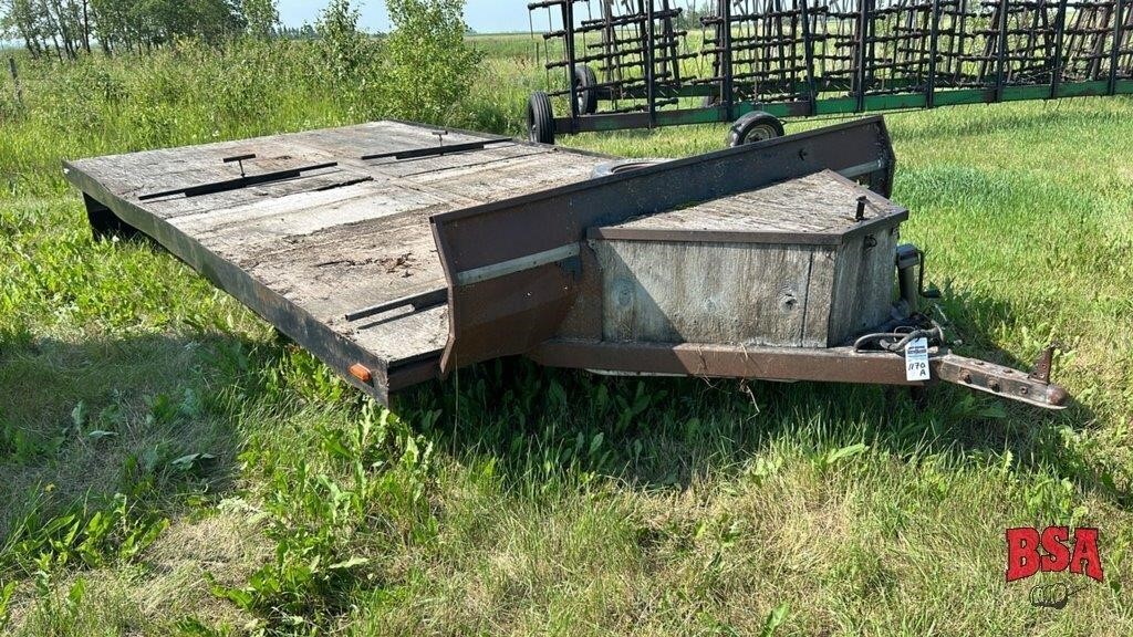 OFFSITE:1987 Homebuilt 4 place sled trailer 8½ x16