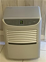 LG Dehumidifier - 45 pt.