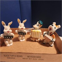 VCeramic Animal Figurines  playing Musical