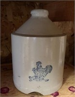 Crock Chicken Waterer With Blue Chickens
