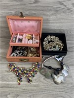 Assorted Jewelry