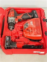 Milwaukee M12 Driver / drill set  in case