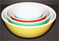 (4) Pyrex Nesting Bowls Set, Largest 10 1/2" D