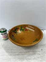 Decorative wooden fruit bowl