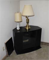 TV Stand 22"x36", 3 Lamps