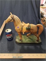 Pottery Horse Figure Décor