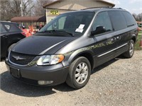 2004 Chrysler Town and Country Touring Limited Pla
