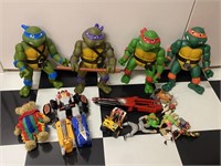 Vintage Ninja Turtles Figurines