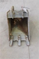 14" Mini Excavator Bucket w/Frost Teeth