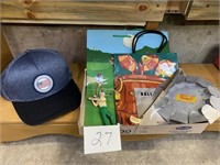 NEW PGA TOUR CAP & GOLF ITEMS