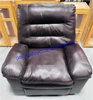 Black Leather Recliner (40” 3’ 40”)