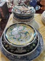 Decorative plates lot