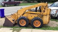 Case 1737 skid loader, gas, 4 cylinder, 148 cu.