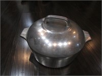 wagnerware magnalite pan w/lid