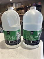 (2) 1 Gallon Jugs Members Mark Distilled Vinegar