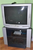 JVC TV 32" does come with the Remote - also
