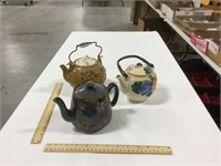 3 ceramic tea pots