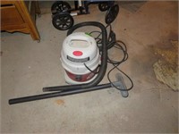 Shop Vac Vacuum Pickup during garage pickup time