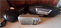 M- 3 Boombox Radio's