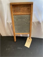 ANTIQUE WASHBOARD THE ZING KING