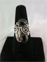 STERLING AND BLACK ONYX RING SZ 7.5