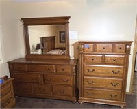 Broyhill dresser set : tall & long with mirror