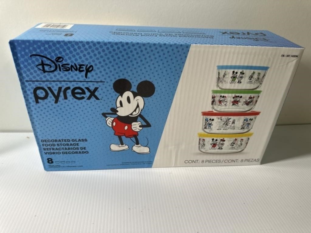 *Last One* Pyrex Disney Mickey Mouse 8-Piece Glass Food Storage Set - NEW
