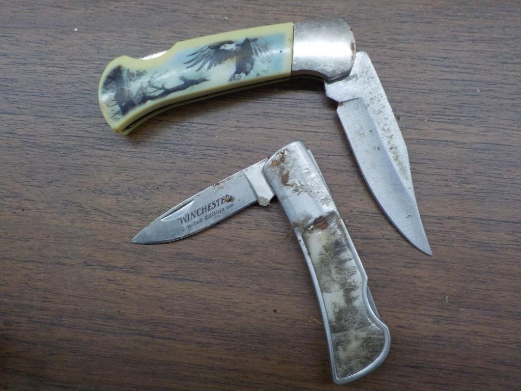 Winchester & other pocket knives both