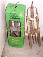 Lot of 2 mole traps