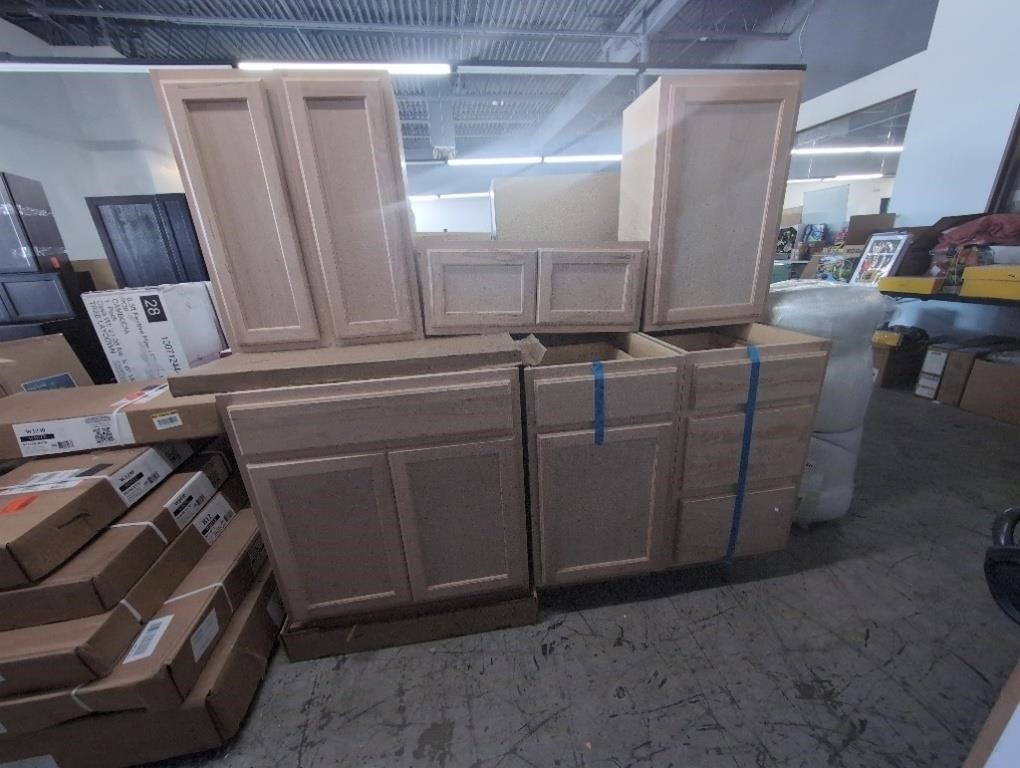 Designer Kitchen Cabinets Set (7 Piece)