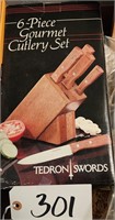 Knife Block, Knives, NIB