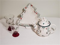 Holiday Dish Set