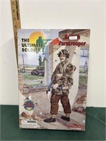 2000 The Ultimate Soldier WWII British Paratroope