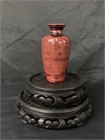 Peking Glass Vase Red Agate (Rhodolite)
