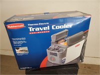 RUBBERMAID THERMO ELECTRIC TRAVEL COOLER