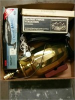 Box of lamp and partyware