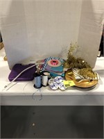 RIBBON, GIFT BAGS, GOLD CHARGERS, MAGNIFER,