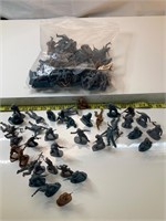 Large Lot of Plastic Army Figures