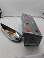 Kali silver size 8 1/2 flats