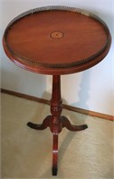 Vntg Wood Marquetry Side Table