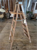 6ft Wood Ladder