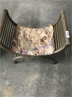 Half-moon bench seat, 24W x 26T