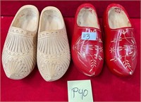 113 - 2 PAIR OF WOODEN SHOES (P40)