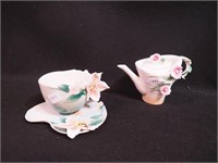 China Franz individual 4" teapot with matching