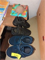 Boys shoes, baby books